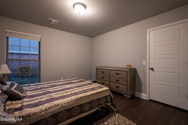 2515 S River Street, Carthage, MO 64836