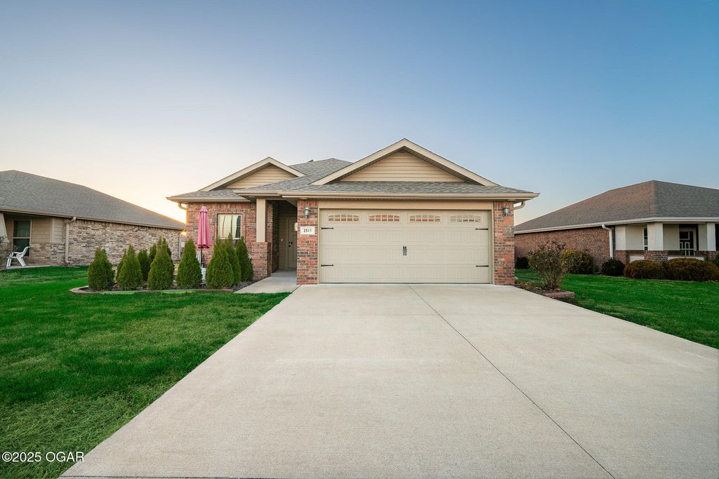 2515 S River Street, Carthage, MO 64836