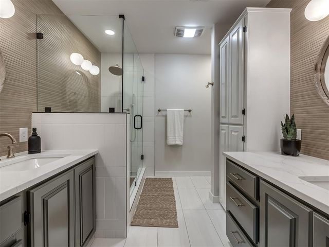 8750 Hartman Drive, Noble, OK 73068