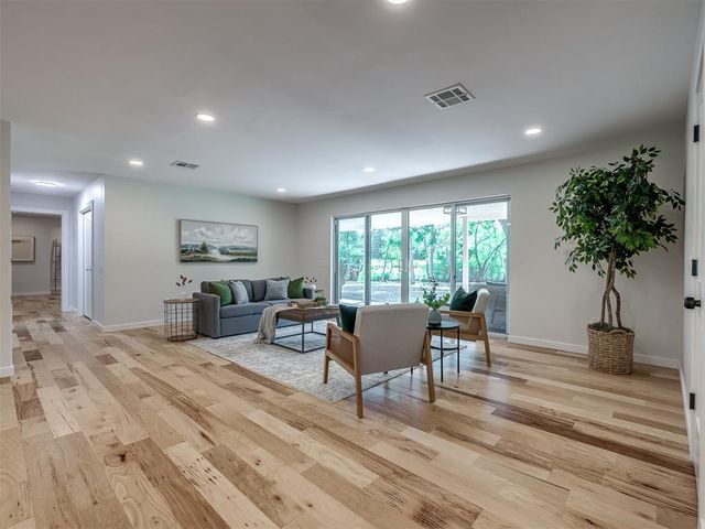 8750 Hartman Drive, Noble, OK 73068