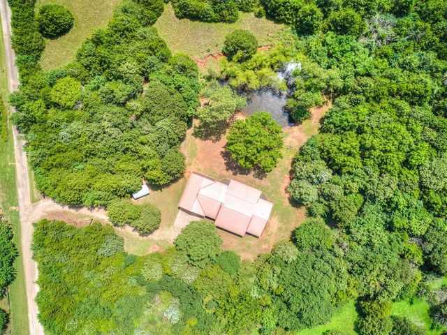 8750 Hartman Drive, Noble, OK 73068