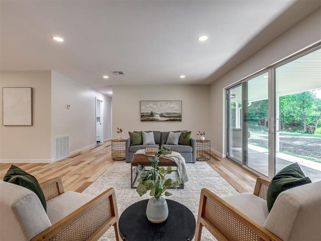 8750 Hartman Drive, Noble, OK 73068