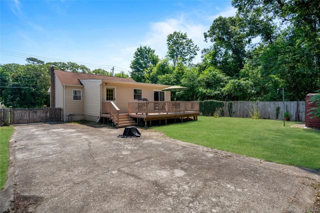 32 Juniper Avenue, Patchogue, NY 11772