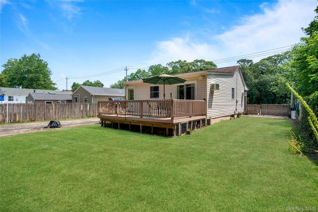 32 Juniper Avenue, Patchogue, NY 11772