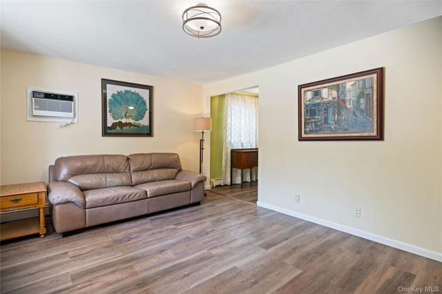 32 Juniper Avenue, Patchogue, NY 11772