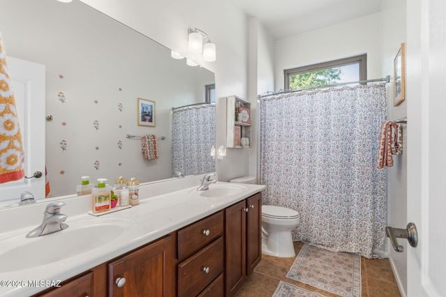 420 W Lexington Street, Vail, AZ 85641
