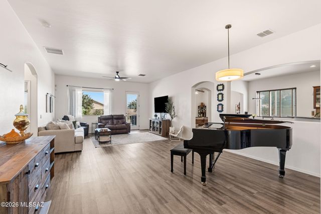 420 W Lexington Street, Vail, AZ 85641