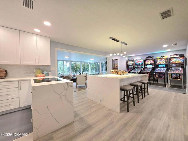 7 Sandra Drive, Ormond Beach, FL 32176