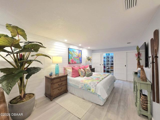 7 Sandra Drive, Ormond Beach, FL 32176