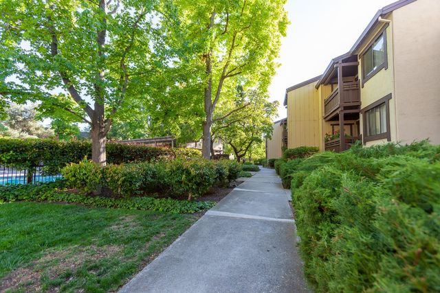 765 San Antonio Rd # 70, Palo Alto, CA 94303