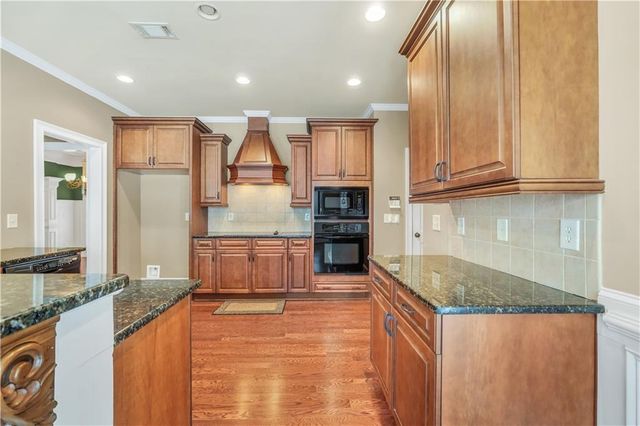 108 Caraway Road, Locust Grove, GA 30248