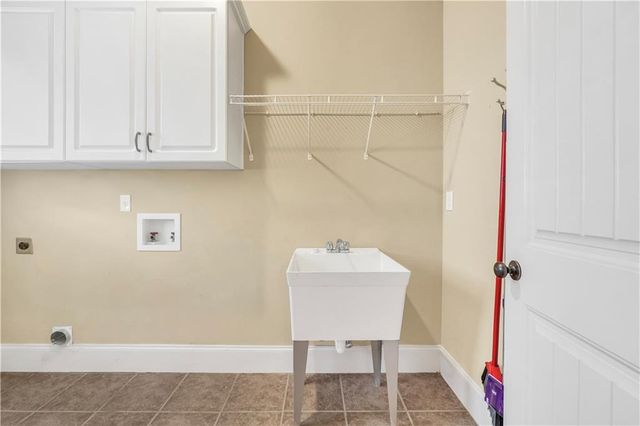 108 Caraway Road, Locust Grove, GA 30248