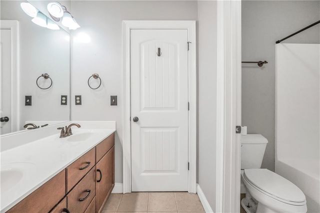 108 Caraway Road, Locust Grove, GA 30248