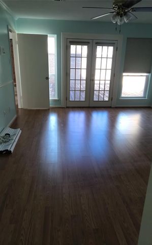 15906 Laurelfield Drive, Houston, TX 77059