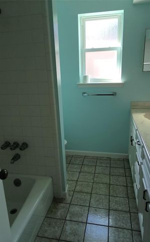 15906 Laurelfield Drive, Houston, TX 77059