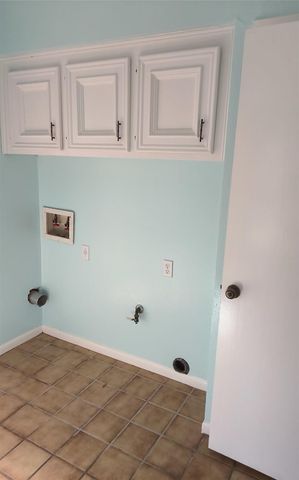 15906 Laurelfield Drive, Houston, TX 77059