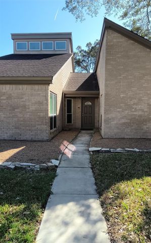 15906 Laurelfield Drive, Houston, TX 77059