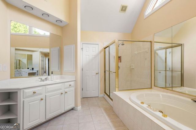 720 Vinings Estates Drive SE, Smyrna, GA 30126