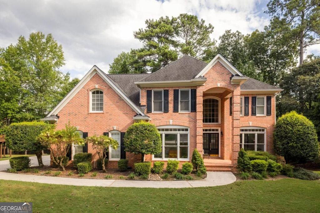 720 Vinings Estates Drive SE, Smyrna, GA 30126