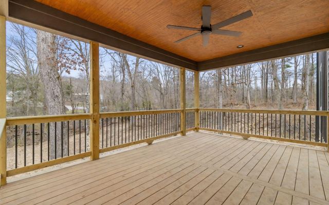 102 Sunnybrook Trail, Signal Mountain, TN 37377
