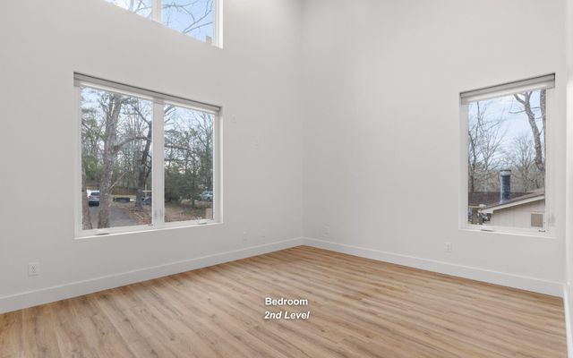 102 Sunnybrook Trail, Signal Mountain, TN 37377