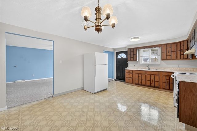 4906 Albertly Avenue, Parma, OH 44134