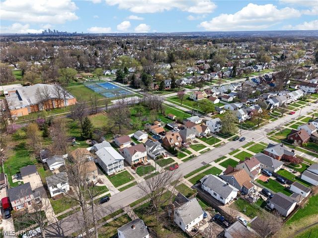 4906 Albertly Avenue, Parma, OH 44134