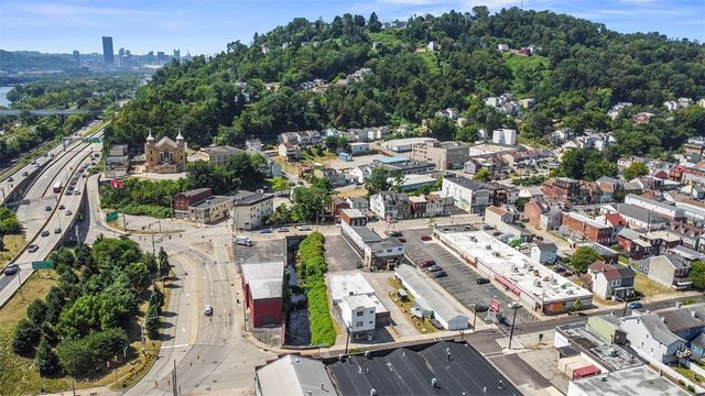 114 Grant Ave, Millvale, PA 15209