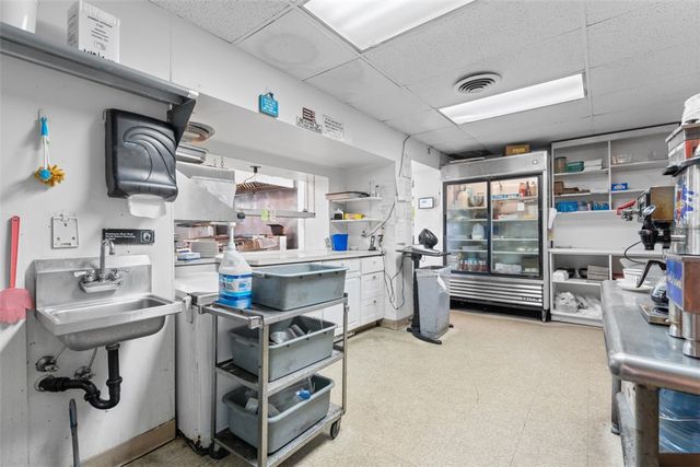 114 Grant Ave, Millvale, PA 15209