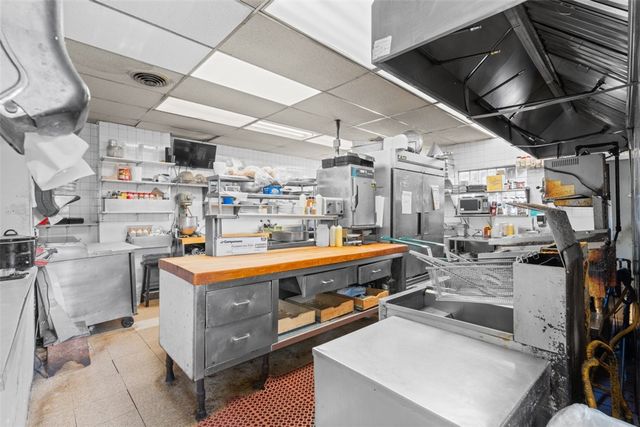 114 Grant Ave, Millvale, PA 15209