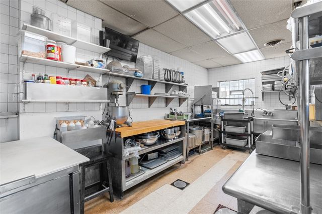 114 Grant Ave, Millvale, PA 15209