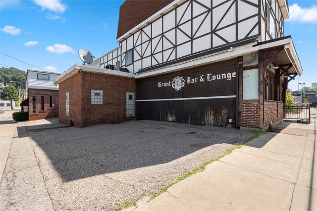 114 Grant Ave, Millvale, PA 15209