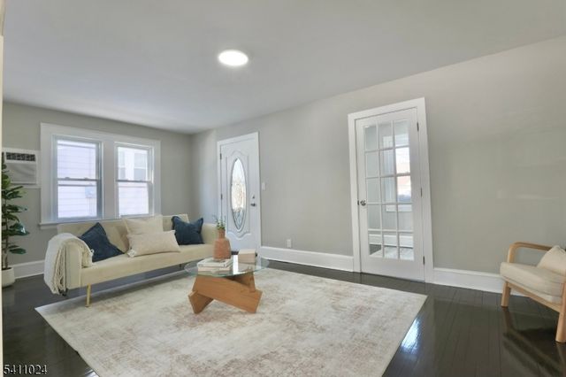 401 Burroughs Ter, Union Twp., NJ 07083