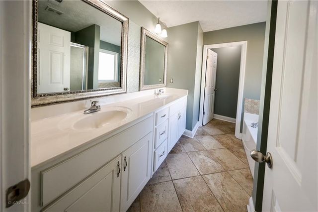 918 Golden Meadows Lane, Loganville, GA 30052