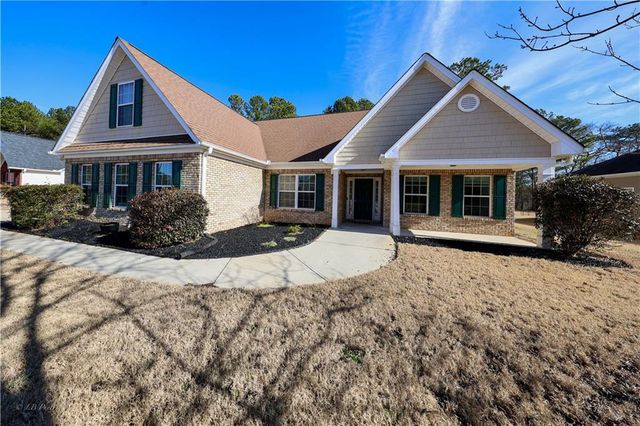 918 Golden Meadows Lane, Loganville, GA 30052