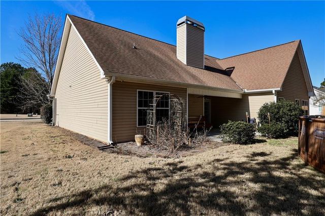 918 Golden Meadows Lane, Loganville, GA 30052