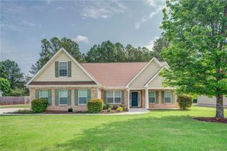 918 Golden Meadows Lane, Loganville, GA 30052
