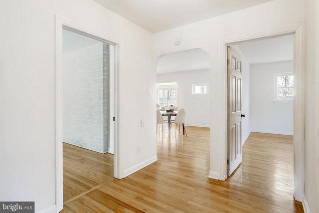 8077 FOX MILL RD, Harrisburg, PA 17112
