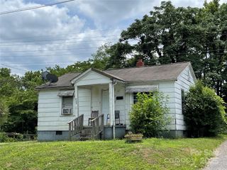 302 Melrose Drive SW, Concord, NC 28025