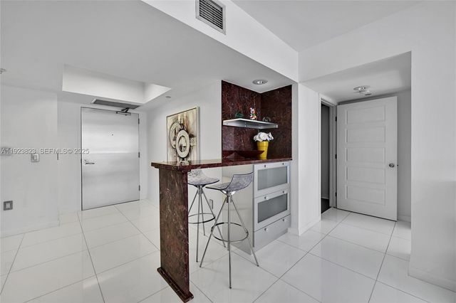 16445 Collins Ave 2228, Sunny Isles Beach, FL 33160