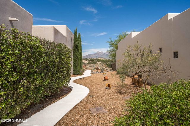 4479 Nambe Arc, Las Cruces, NM 88011