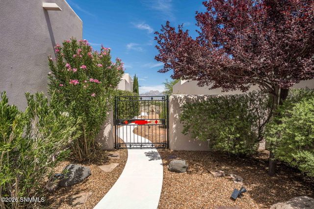 4479 Nambe Arc, Las Cruces, NM 88011