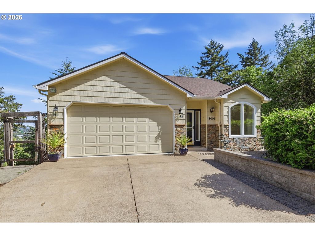 3410 VIDERA Dr, Eugene, OR 97405