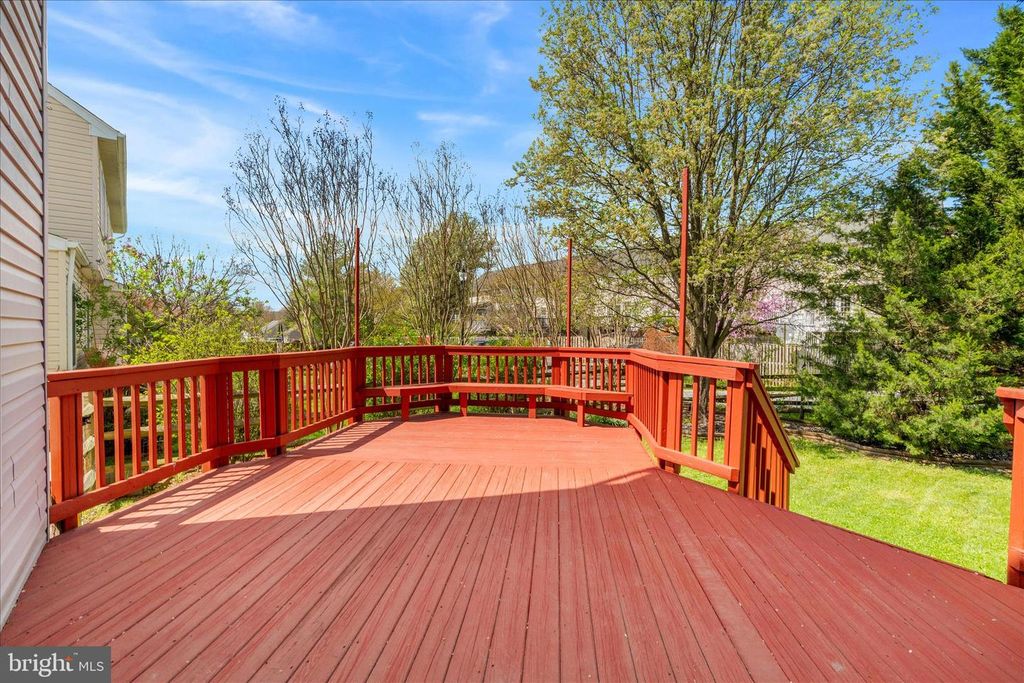 Image 47 of property listing at 1727 ALGONQUIN RD E, Frederick, MD 21701