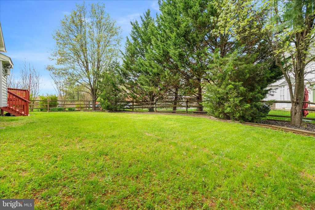 Image 50 of property listing at 1727 ALGONQUIN RD E, Frederick, MD 21701