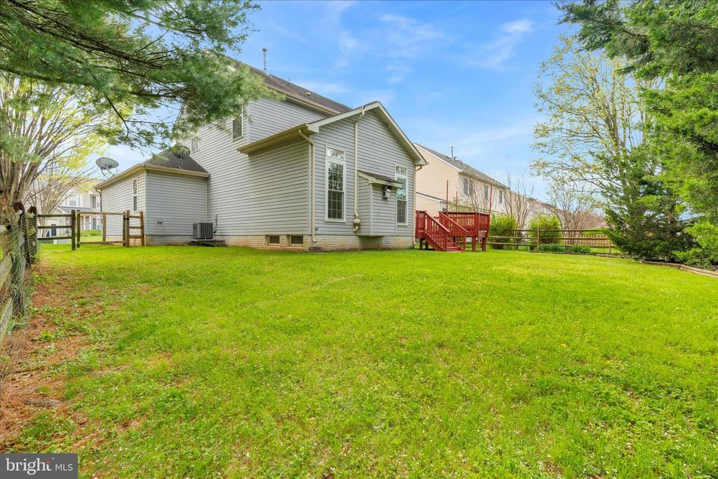 Image 51 of property listing at 1727 ALGONQUIN RD E, Frederick, MD 21701