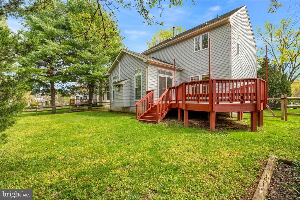 Image 53 of property listing at 1727 ALGONQUIN RD E, Frederick, MD 21701