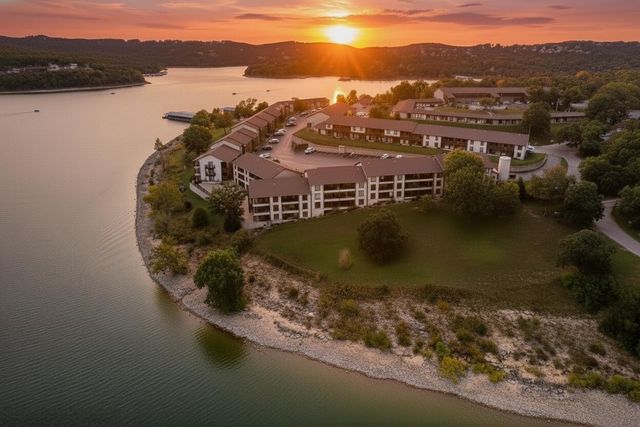 100 Getaway Circle Unit 161 1& 2, Kimberling City, MO 65686