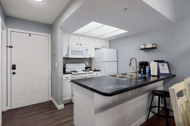 100 Getaway Circle Unit 161 1& 2, Kimberling City, MO 65686