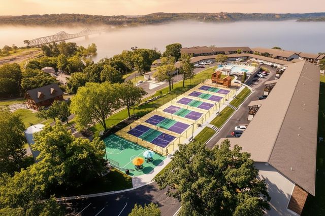 100 Getaway Circle Unit 161 1& 2, Kimberling City, MO 65686